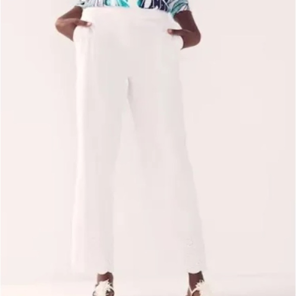 CHICO’S white linen blend ankle pull up pants with eyelet hem size Large